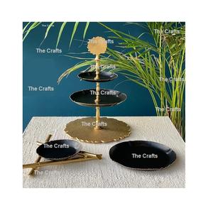 Support à gâteau en aluminium de la meilleure conception support à gâteau et à dessert de couleur noir et or à 3 niveaux avec une qualité supérieure - Product Image 2