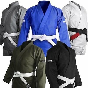 Jiu Jitsu GI สีฟ้าราชวงศ์พร้อมเข็มขัดสีขาว Jiu ศิลปะการต่อสู้แบบกำหนดเองสวมใส่สำหรับยูโดที่มีโลโก้แบรนด์ของคุณ - Product Image 1