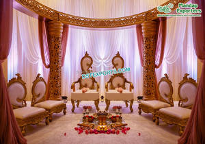 Gujarati ชุดเก้าอี้งานแต่งสีทองสำหรับงานแต่งงานเก้าอี้ไม้ Mandap แกะสลักออกแบบใหม่สำหรับงานแต่งงาน - Product Image 6