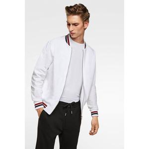 Manteaux en cuir avec patchwork Streetwear pour hommes Veste de baseball universitaire personnalisée brodée en chenille pour couples pour hommes - Product Image 2