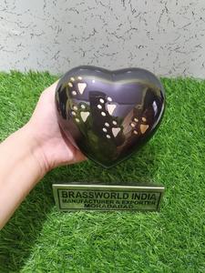 Urne funéraire pour animaux de compagnie en forme de coeur rouge et noir Fournitures funéraires de qualité supérieure pour votre ami à fourrure bien-aimé - Product Image 3