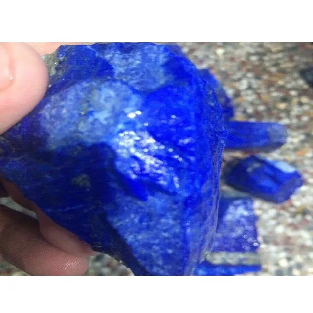 Top Grade AAAA Quality Royal Blue Color Natural Rough Lapis Lazuli