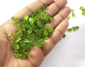 Piedra preciosa de peridoto verde Natural, 6-8mm, forma irregular, suelta, áspera, sin tratar, fabricación de joyas, piedra cruda cortada a mano, Cuentas pequeñas - Product Image 3