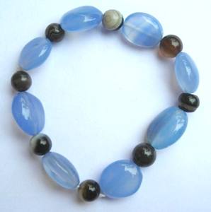 Curación piedras preciosas de Calcedonia pulseras de ónix hecho a mano - Product Image 1