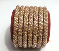 Bracelets et Joncs Unisexe Faits Main en Strass et Perles de Cristal Tendance de Haute Qualité – Cadeau Personnalisé pour Anniversaire – Bonnes Affaires
