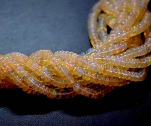 ลูกปัดอัญมณีโอปอลจากเอธิโอเปียนแบบหลวมหลายไฟของโอปอลเป็นรูปครึ่งวงกลมแบบธรรมชาติที่น่าอัศจรรย์สำหรับการทำเครื่องประดับขายส่ง - Product Image 3