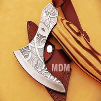 Hache en acier à haute teneur en carbone forgée à la main, tête de Damas, hachette de camping magnifiquement gravée, manche en bois naturel industriel, cuir, bricolage