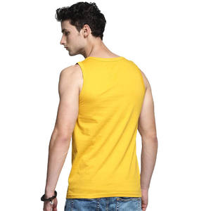 Vente en gros de débardeurs musclés pour hommes avec logo personnalisé super confortables hauts sans manches pour entraînement de gymnastique et d'athlétisme pour l'été - Product Image 3
