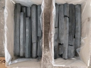 Briquetas de Carbón Vegetal de Aserrín de Vietnam Premium |   Larga duración de combustión y salida de calor constante |   Exportación de Combustible para Barbacoa a Granel |   Directo de Fábrica - Product Image 1