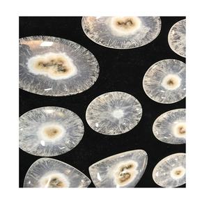 Belles pierres précieuses en vrac naturelles de cabochons de quartz solaire blanc de qualité AAA + - Product Image 1