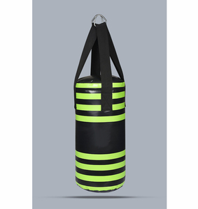 Sacos de boxeo colgantes de alta calidad con diseños atractivos Impresión de logotipo personalizado Llenado de agua Precios económicos - Product Image 6