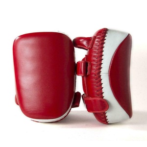 เป้าซ้อมมวยสำหรับมืออาชีพทำจากหนังและ PU อุปกรณ์ฝึก MMA ที่ทนทานและเป็นมิตรต่อสิ่งแวดล้อม - Product Image 1