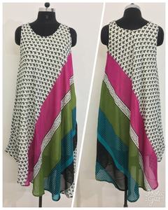 1205 Vestidos casuales para adultos Vestido largo de Playa con corte de paraguas único con forro estirable Colección de verano - Product Image 3