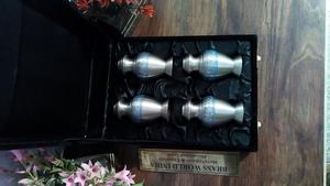 Petite urne funéraire commémorative pour bébé, style américain, fournitures funéraires en métal Brassworld India - Product Image 4