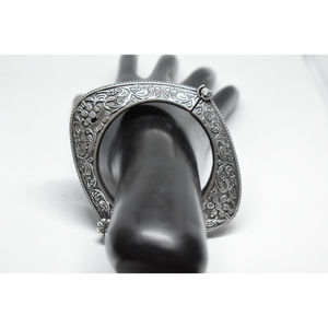 2025 artifical indian fashion handmade designer <b>silver</b> look alike western look openable <b>bangle</b> <b>for</b> girls and <b>women</b> - Product Image 1