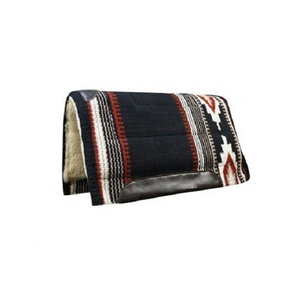 Tapis de selle Western de choix professionnel pour chevaux rempli de laine et de feutre - Product Image 4