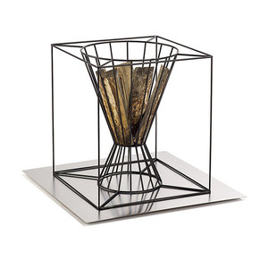 Élégant panier de rangement pour bois de chauffage en métal enduit de poudre avec un design durable, parfait pour le porte-bûches de maison et de jardin élégant - Product Image 1