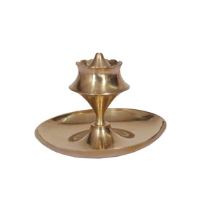 Arrivée fraîche vente chaude porte-bâton d'encens en laiton en gros brûleur d'encens en laiton doré brûleur d'encens Antique en laiton - Product Image 2