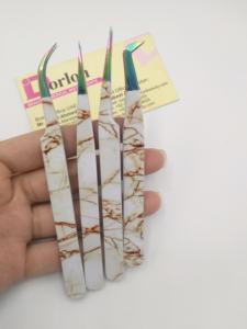 Pinzas de extensión de pestañas de mármol blanco con puntas de arcoíris con logotipo personalizado, herramienta de maquillaje de acero inoxidable, aplicador de pestañas - Product Image 5