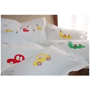 Funda de almohada bordada para bebé - Product Image 2