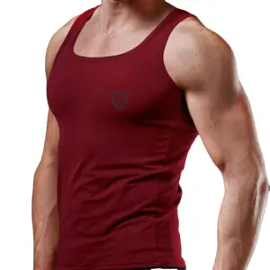เสื้อกล้ามออกกำลังกายสำหรับผู้ชายเสื้อกล้ามสำหรับเล่นยิมทำจากผ้าฝ้ายออกแบบได้ตามต้องการ