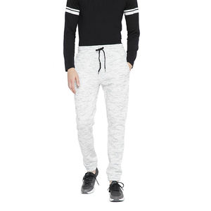 Pantalones de chándal ajustados activos ligeros para hombre, joggers de cintura baja personalizables para gimnasio, ropa de calle, método de tejido no tejido bordado - Product Image 3