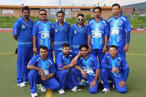 Uniformes de Cricket Sublimados Personalizados OEM - Product Image 3