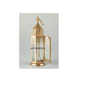 Lanterne marocaine en fer décoratif Lanterne marocaine faite à la main de créateur Lanterne élégante décorative de créateur unique de fantaisie à vendre - Product Image 1