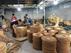 Fait à la main 2022 Vintage traditionnel grand miroir mural en rotin rond bois encadré verre avec motif de soleil floral décoratif usage domestique - Product Image 3