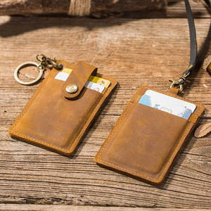 Logo en relief personnalisé porte-carte D'IDENTITÉ en cuir - Product Image 3