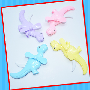 Juguete de abanico de dinosaurio púrpura para escuela, juguete de fábrica china de dulces, oferta, tienda, barato, 2020 - Product Image 3