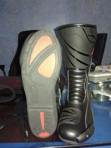 Bottes de moto en cuir professionnelles pour motards unisexes - Style course, imperméables, ignifuges et respirantes - Product Image 5