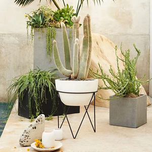 แพลนเตอร์ชุดสามการออกแบบใหม่พร้อมขาตั้ง - Product Image 3