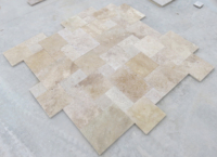 Carreaux d'extérieur en travertin de qualité supérieure personnalisés 2025 pour villas et hôtels – Découpés sur mesure, polis, antidérapants, double chargement