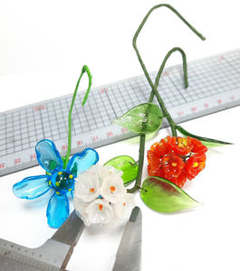 Sculpture de tulipe en verre de Murano soufflé à la main - Art durable et objet de collection - Product Image 2