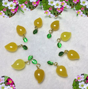 Moda de moda nueva fresa cuarzo tallado piedra preciosa colgante para mujer gema especial tallado joyería - Product Image 3