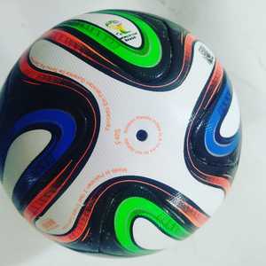 Ballon <span class=keywords><strong>de</strong></span> <span class=keywords><strong>Football</strong></span> <span class=keywords><strong>de</strong></span> bonne qualité imprimé écran tactile, ballon <span class=keywords><strong>de</strong></span> <span class=keywords><strong>Football</strong></span> Stable et personnalisé, 2014 - Product Image 3
