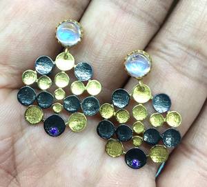 Acabado a mano 925 de plata esterlina oxidado chapado en oro colgante de círculo único disco de estilo de moda de piedras preciosas pendientes de moda - Product Image 3