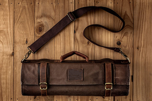 Rollo de cuero con cuchillo auténtico, correa de mano y hombro, color negro, calidad Premium - Product Image 6