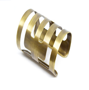 2025 Christmas African Gold Square Hammered Brass Gold Ancient Jewelry Armband Bracelets <b>Light</b> Weight Lock Bracelet - Product Image 1