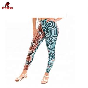 Pantalones de Yoga para Mujer a Precio Razonable, Leggings Deportivos de Cintura Alta con Estampado por Sublimación, Diseño de Logotipo en Relieve, Mallas Deportivas para Mujer - Product Image 3