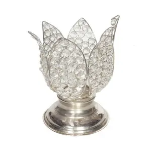 Portavelas de Metal con cuentas blancas Hurricane Elegante luz única Hurricane Festivo Portavelas decorativo-Silver Hurricane - Product Image 1