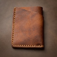 Dompet Kulit Asli Buatan Tangan Tipis Tahan Air untuk Pria Minimalis Saku Depan Monogram Terukir Kartu Personalisasi PVR-0018