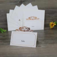 Marque-places personnalisés découpés au laser, cartes de table florales en feuille d'or pour mariage, banquet, réception, décoration de table