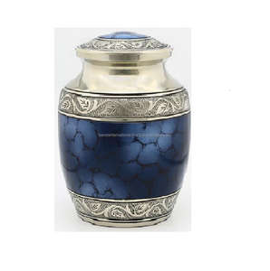 Urnes de crémation en laiton de haute qualité et classiques avec conception de doublure noire et urnes funéraires en métal fini or pour cendres humaines - Product Image 6