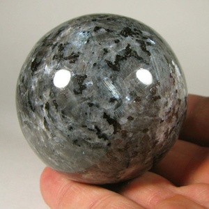Boule de Larvikite Naturelle Polie, Sphère de Cristal Noir-Gris, Pierre Gemme pour la Méditation, la Terre et la Spiritualité, Collection Cadeau - Product Image 2