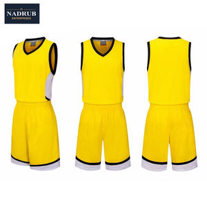 Uniforme de baloncesto deportivo para hombre amarillo 100% poliéster transpirable y de talla grande nuevo diseño OEM al por mayor - Product Image 3