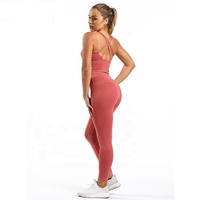 Conjunto de Yoga Elegante y de Alto Rendimiento para Mujer, Exportador OEM, Spandex/Poliéster 320g, Elástico en Cuatro Direcciones, Secado Rápido, Antibacteriano