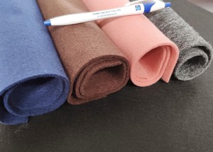 Poinçonnage à aiguille en polyester, de tissus non tissés fabriqué au Vietnam, haute qualité, bon marché - Product Image 2