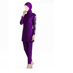 Maillot de bain 2 pièces pour femmes, tenue de plage musulmane de haute qualité, couvre-tête, avec finition élégante, disponible sur demande - Product Image 3